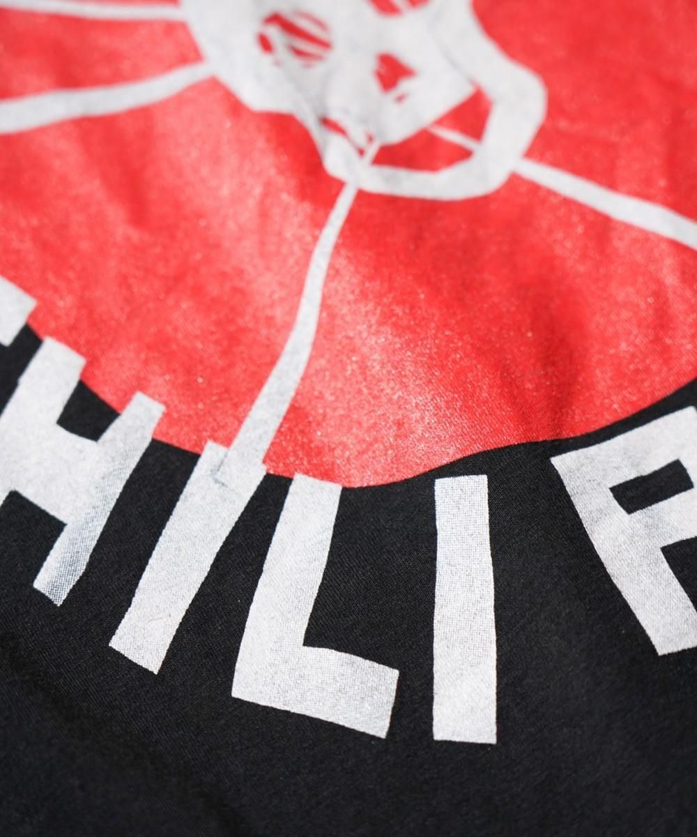 THRIFTY "RED HOT CHILI PEPPERS" TEE