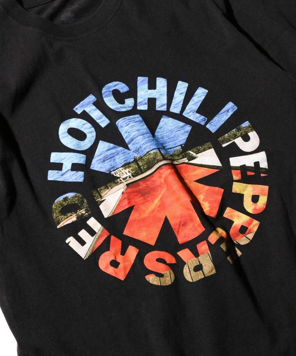 THRIFTY "RED HOT CHILI PEPPERS" TEE