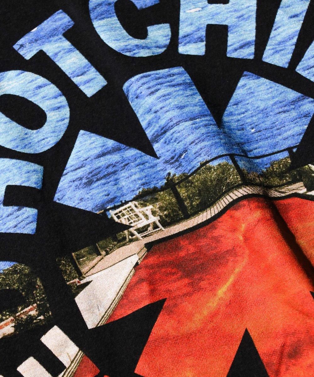 THRIFTY "RED HOT CHILI PEPPERS" TEE