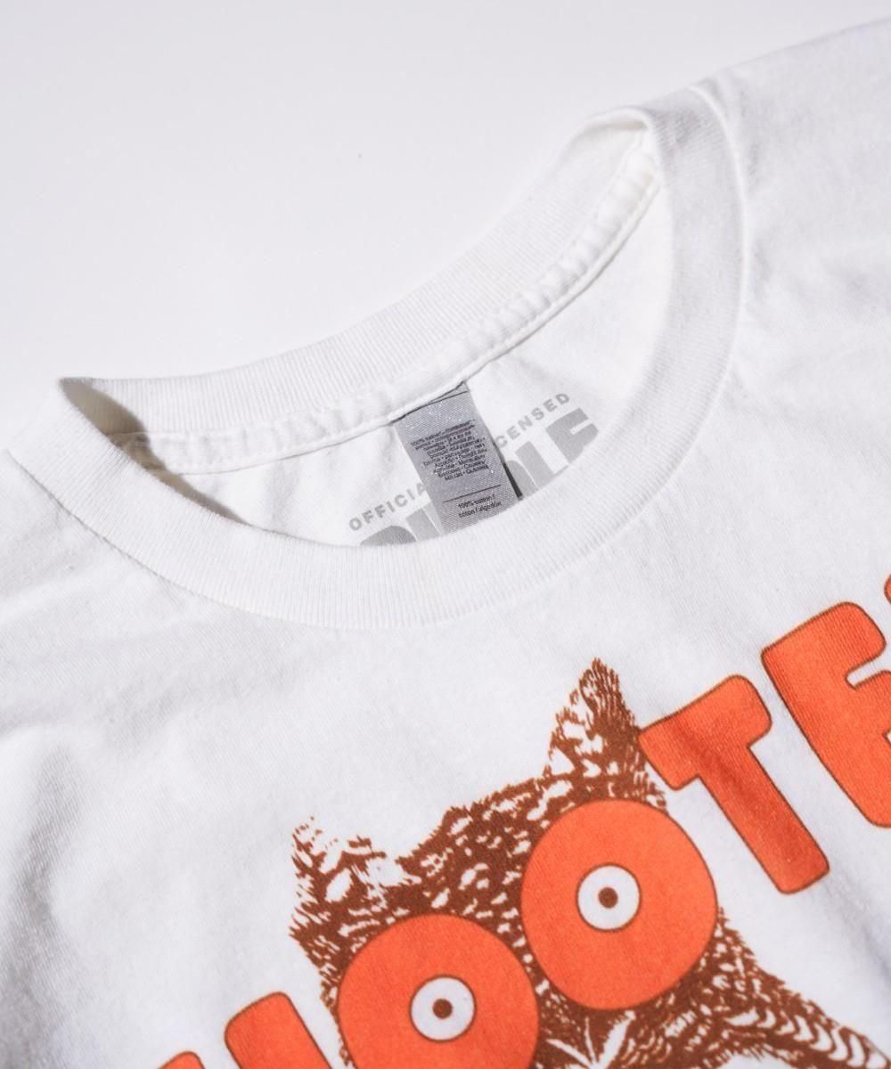 THRIFTY "HOOTERS" LOGO TEE