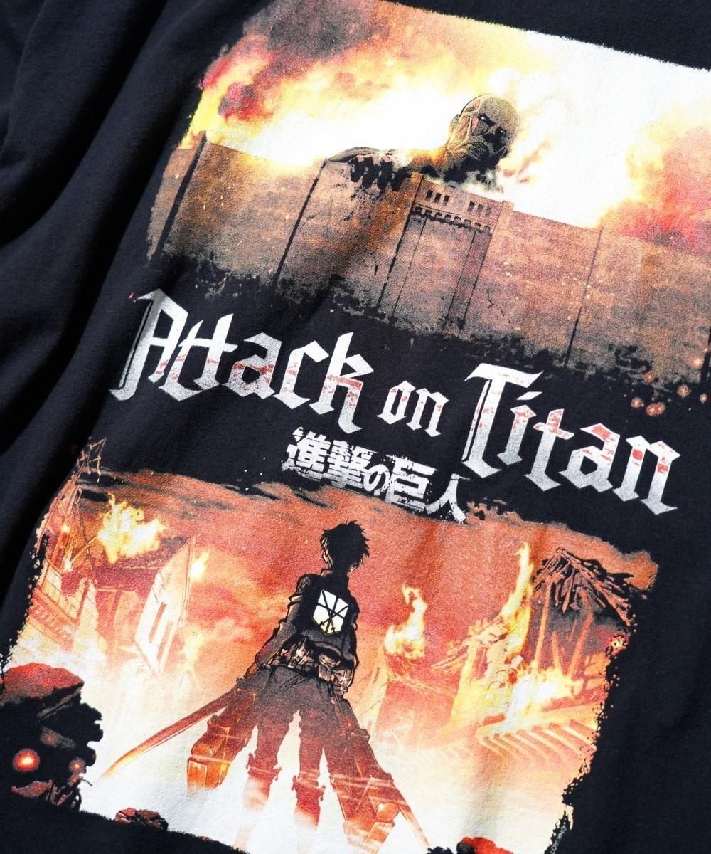 THRIFTY ANIME TEE "ATTACK ON TITAN"