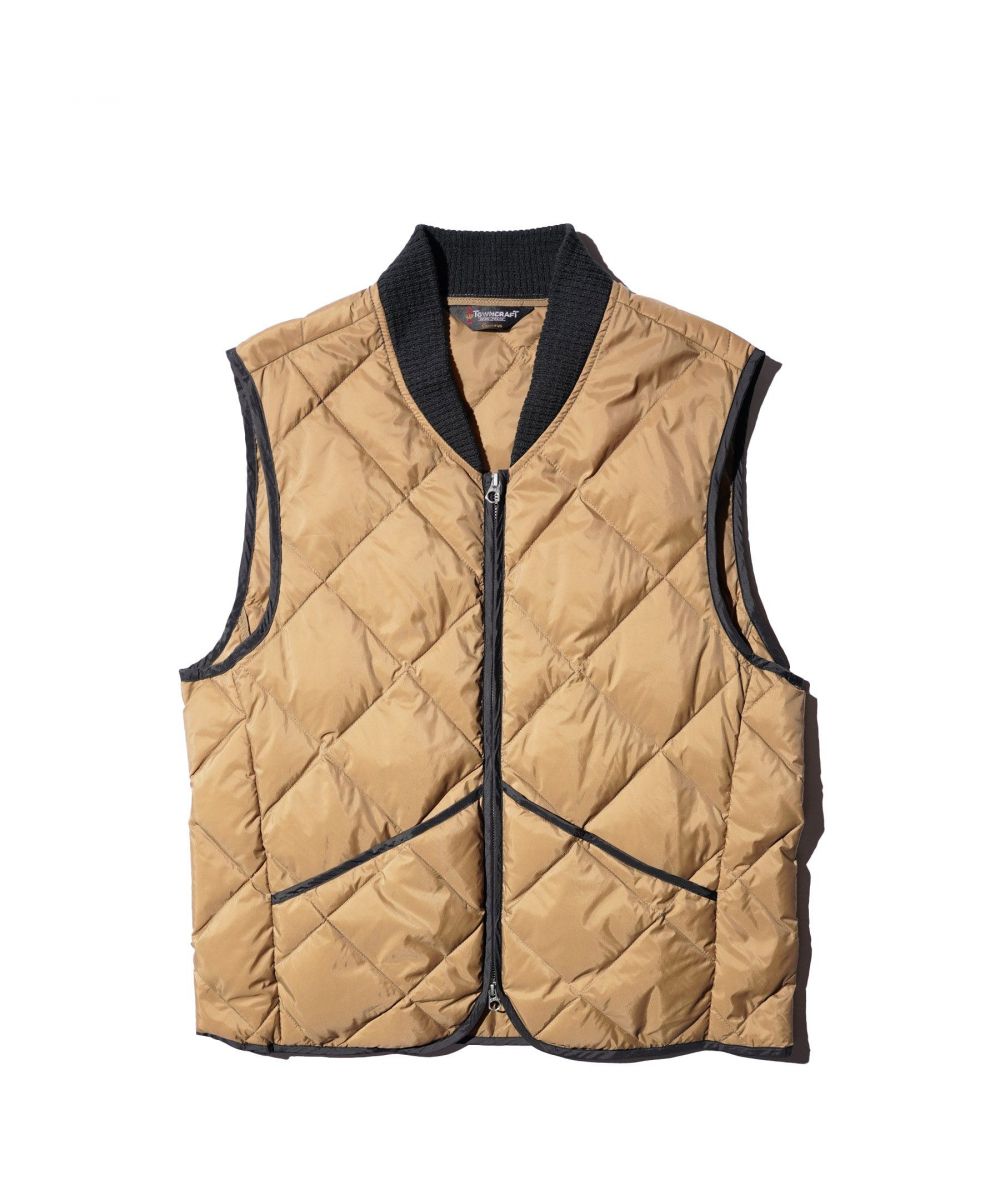QUILTING LIGHT DOWN VEST