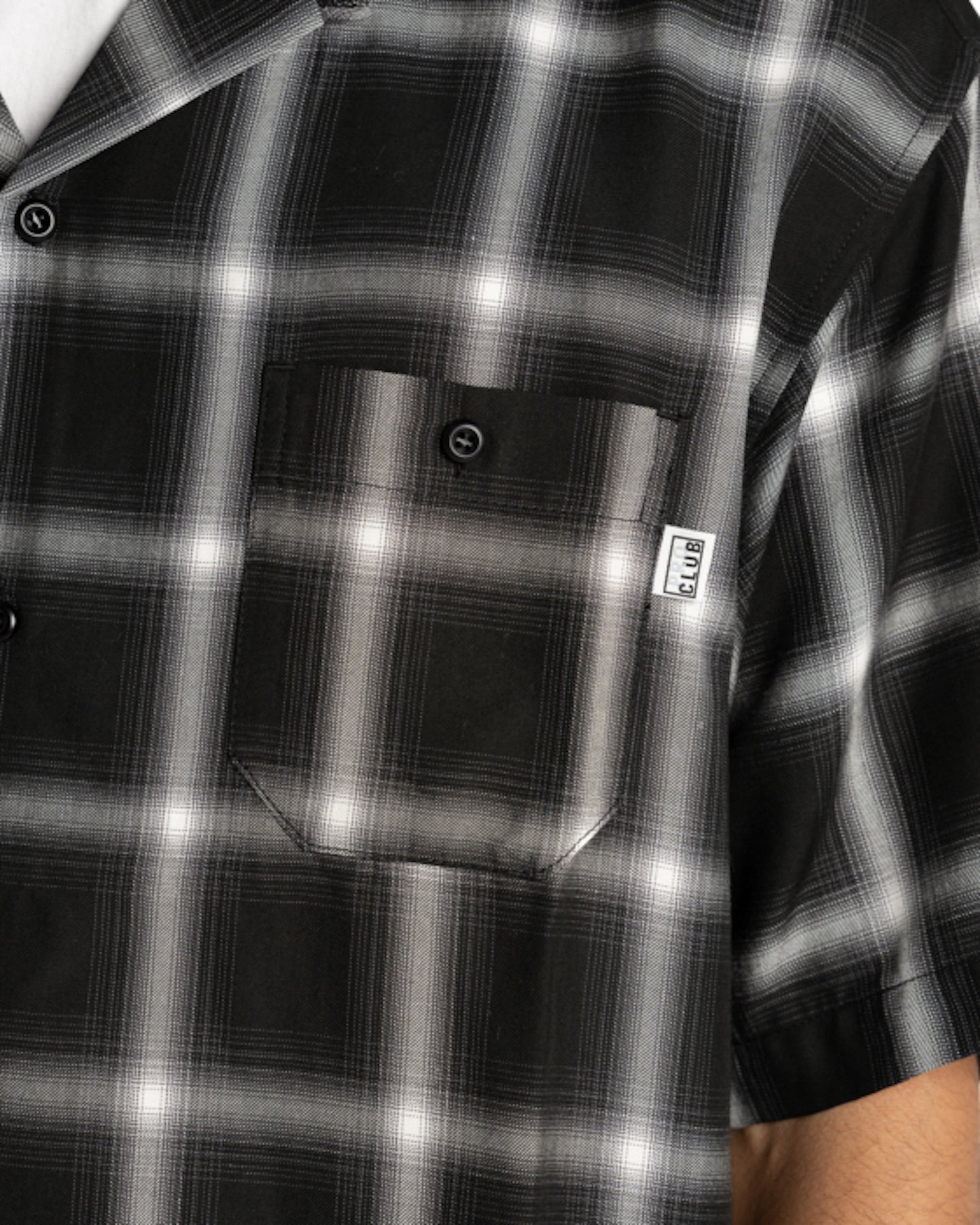 BLACK_05