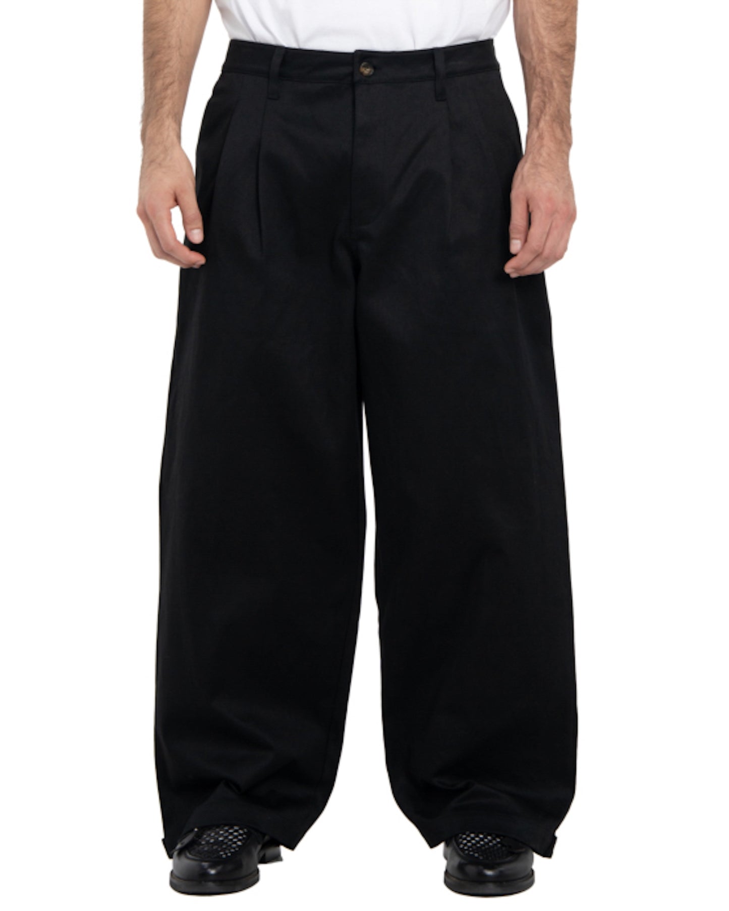 BLACK_03
