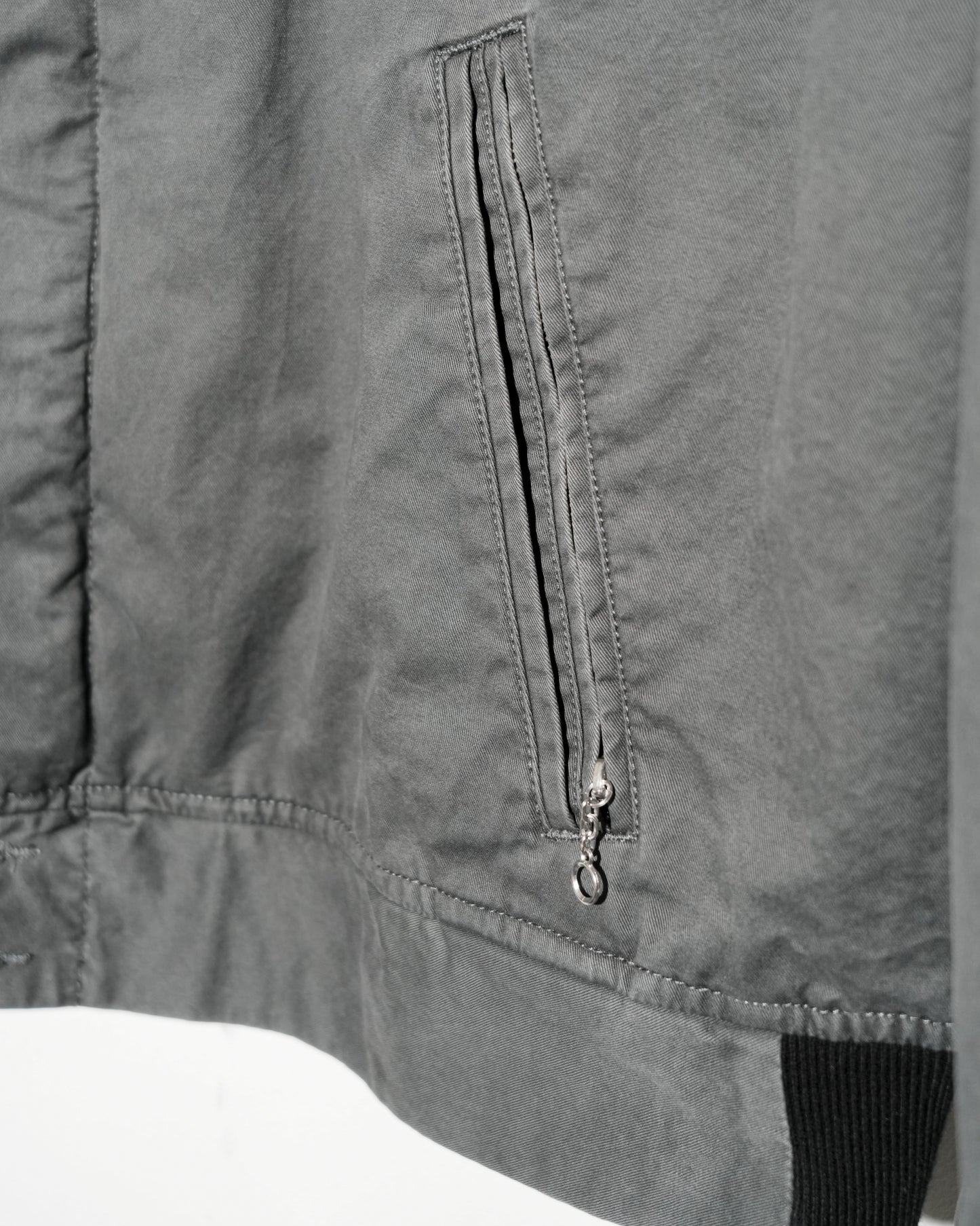 GRAY_07