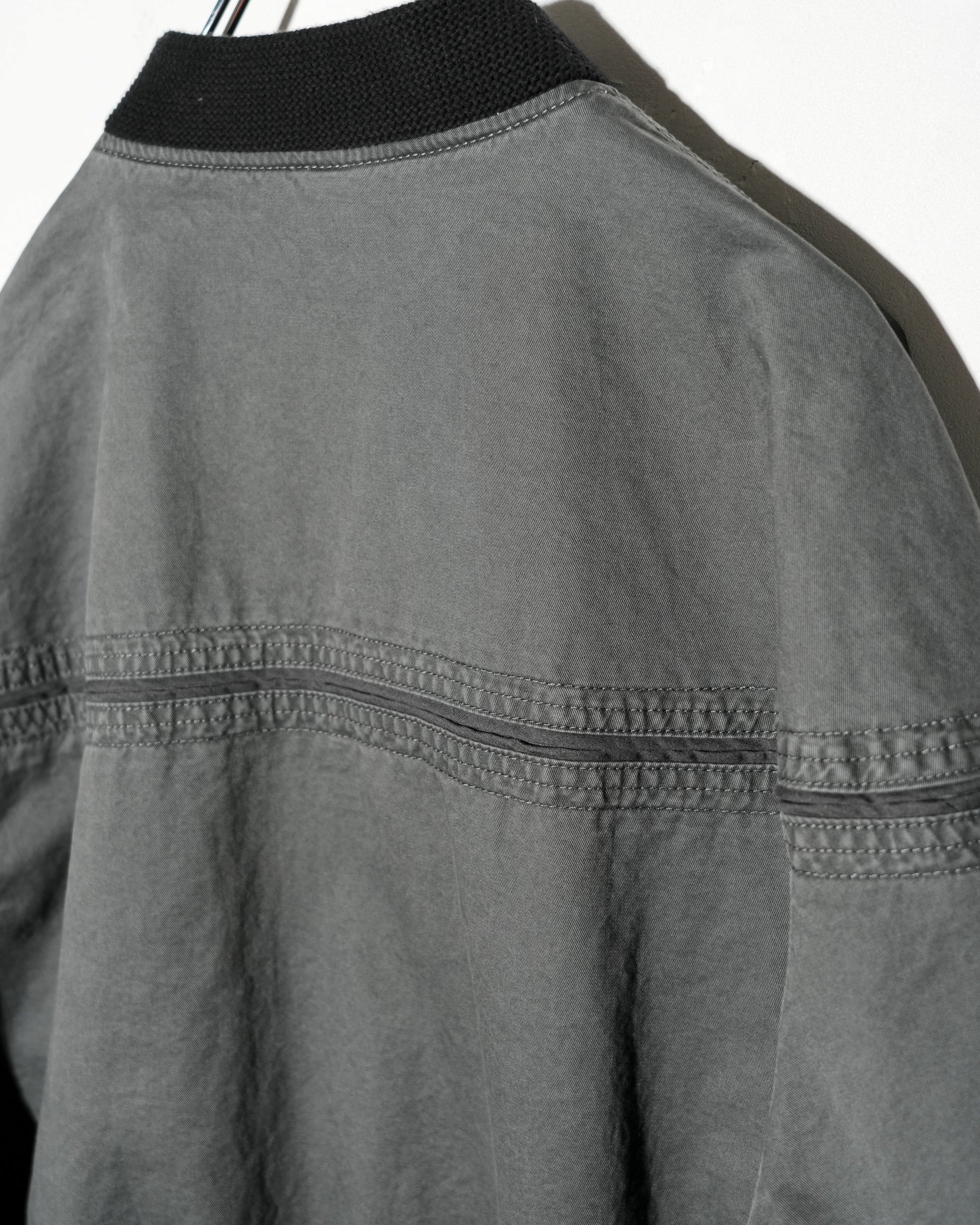 GRAY_08