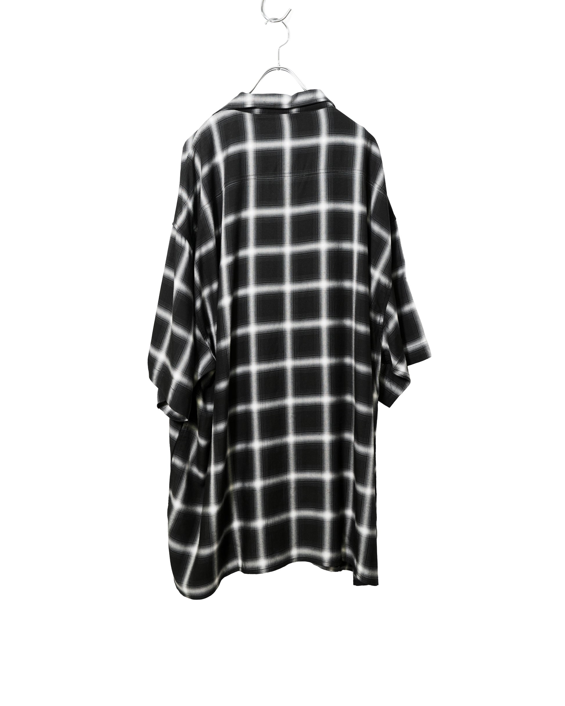 BLACK_02