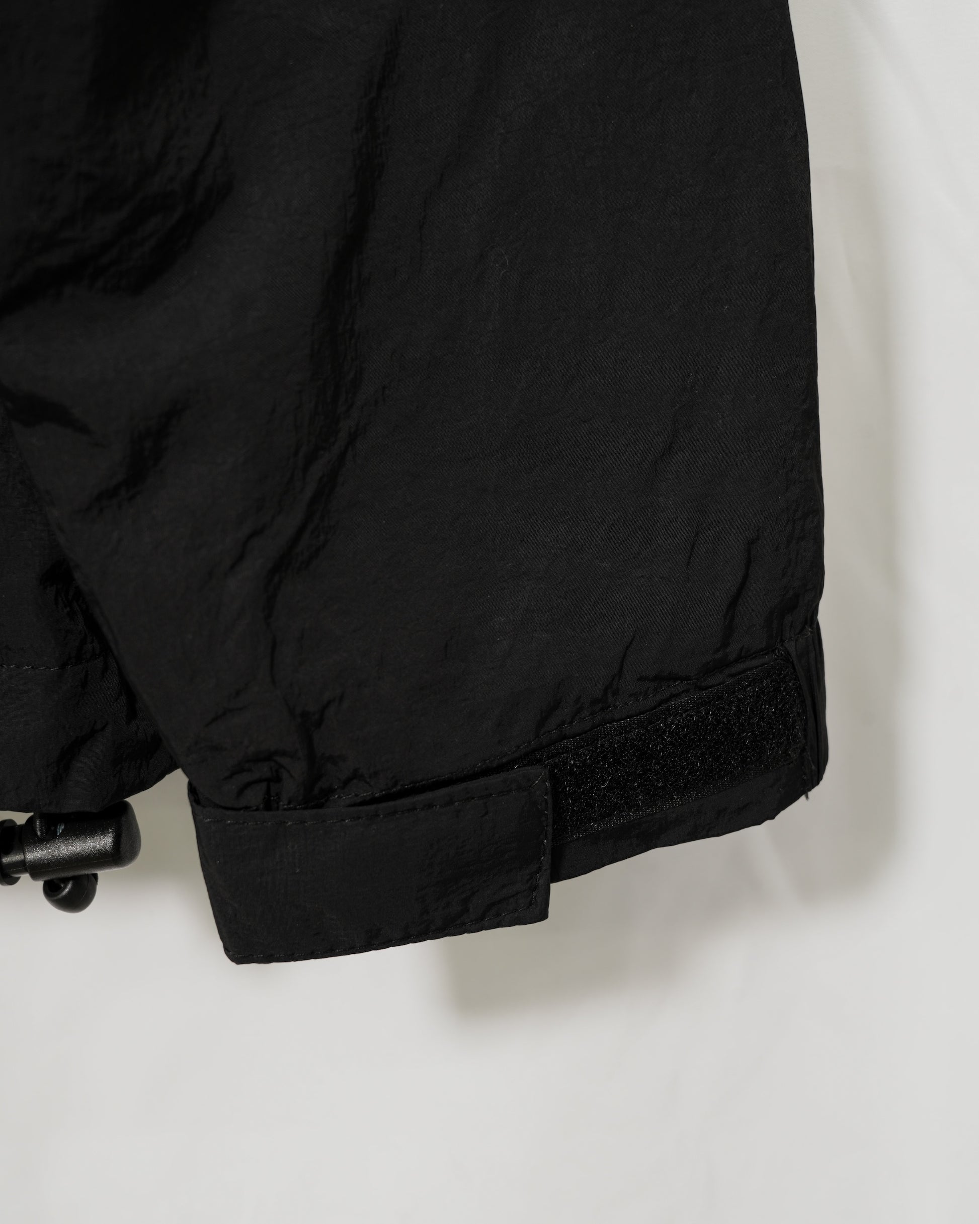 BLACK_08