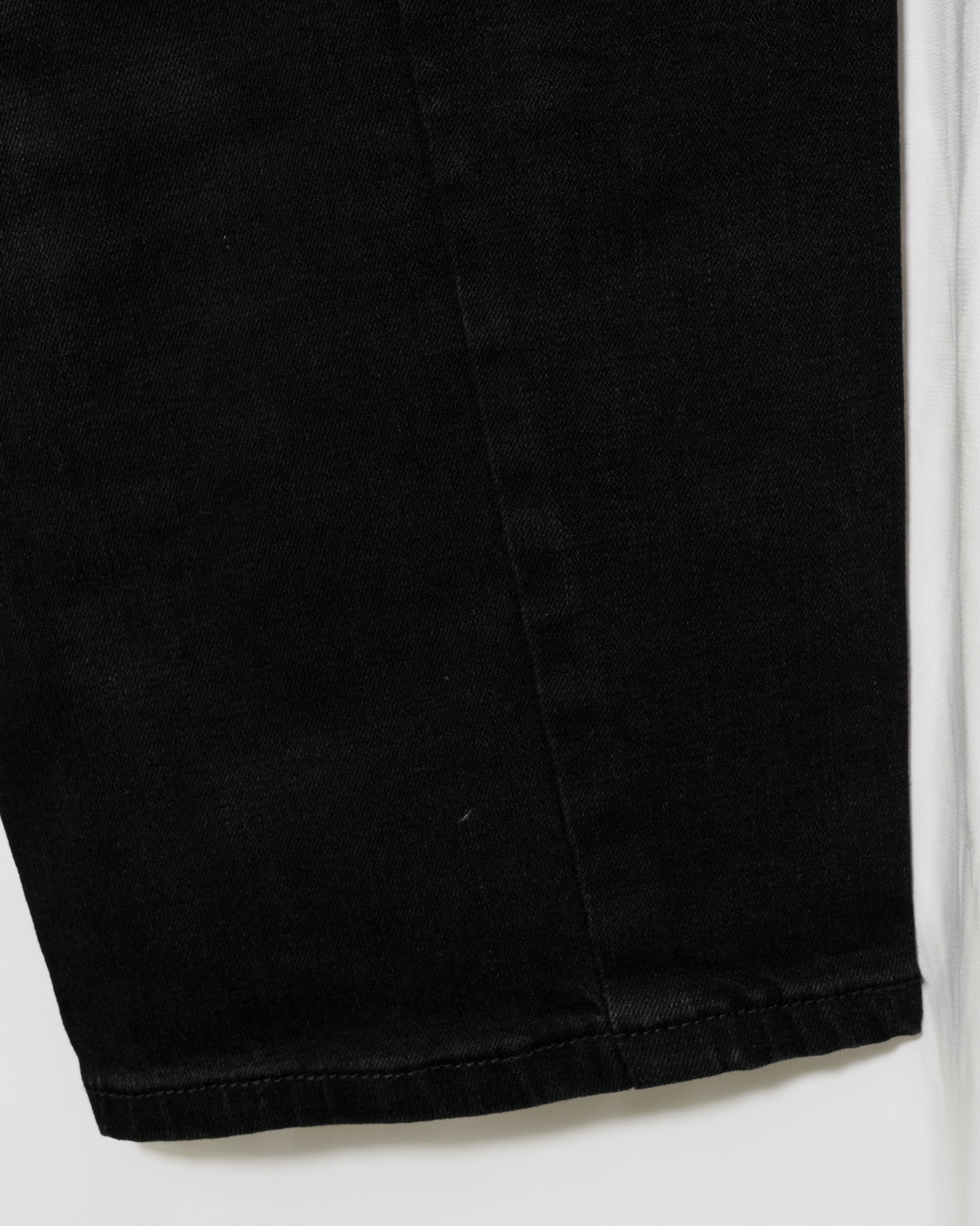 BLACK_09