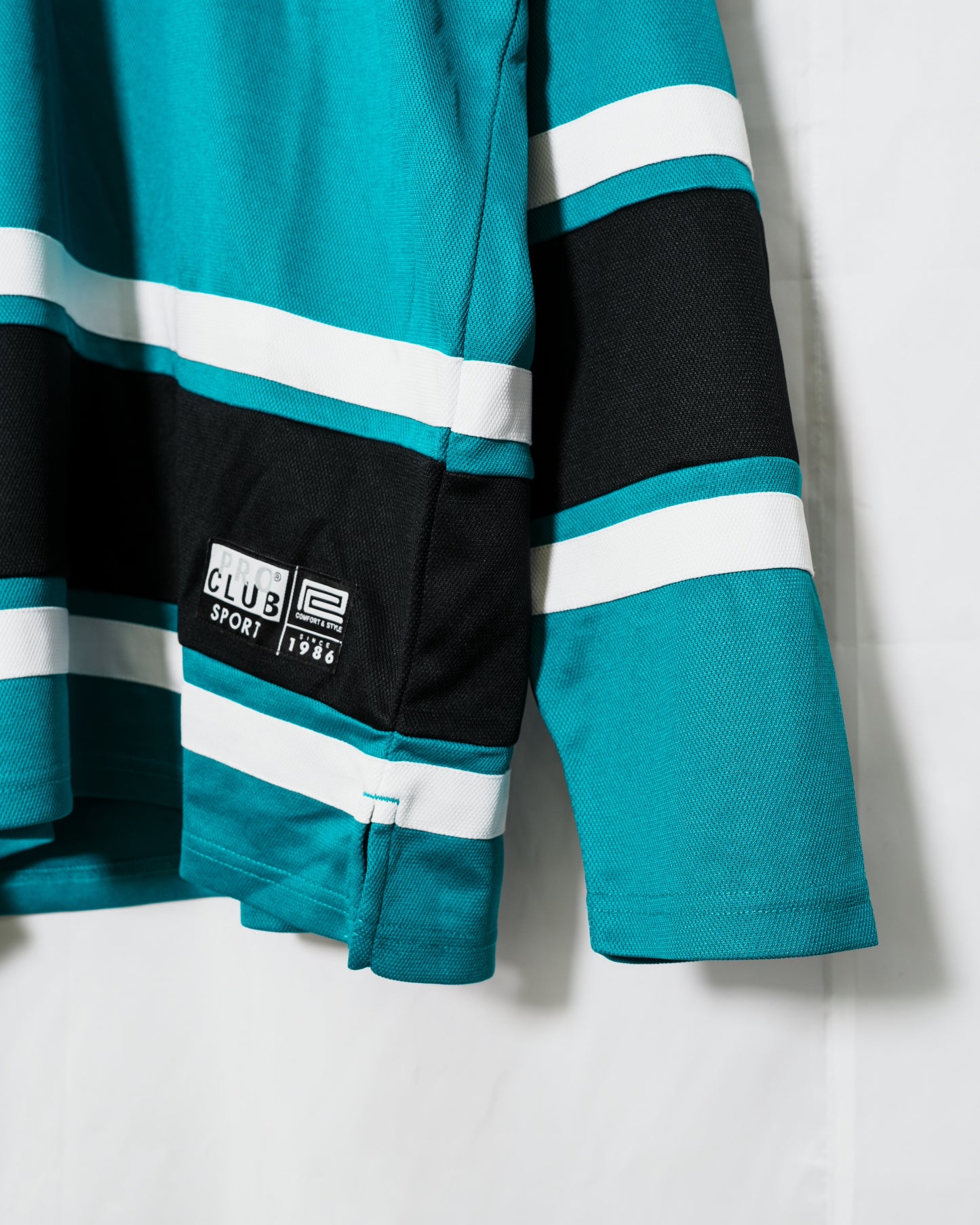 TURQUOISE_12