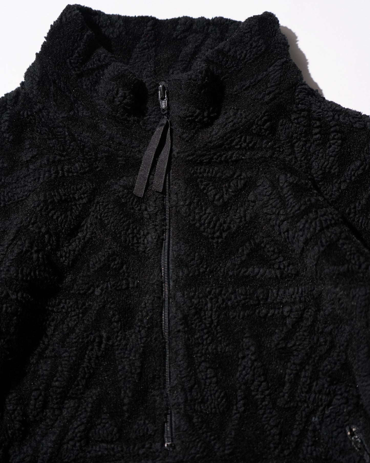 BLACK_02