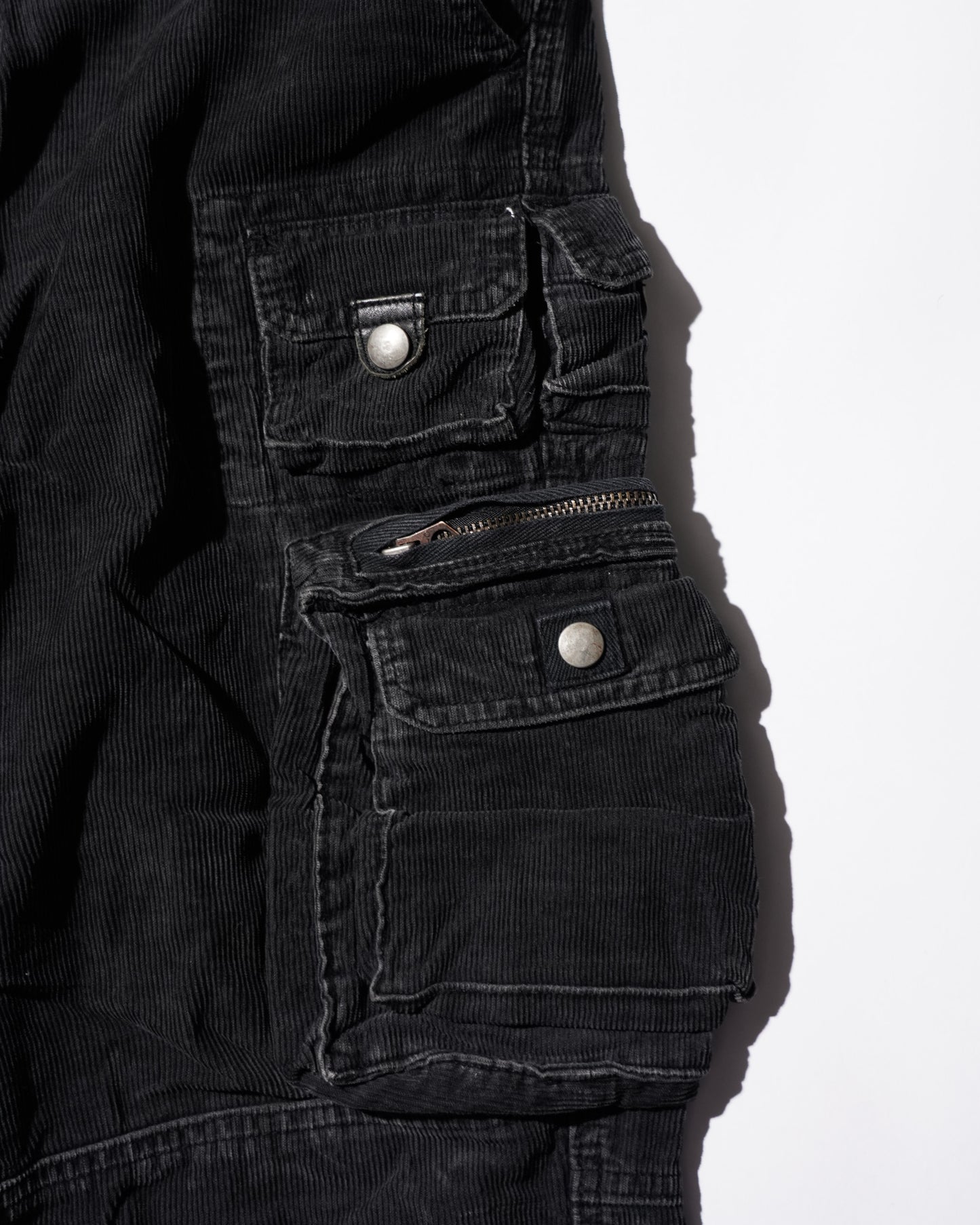BLACK_03