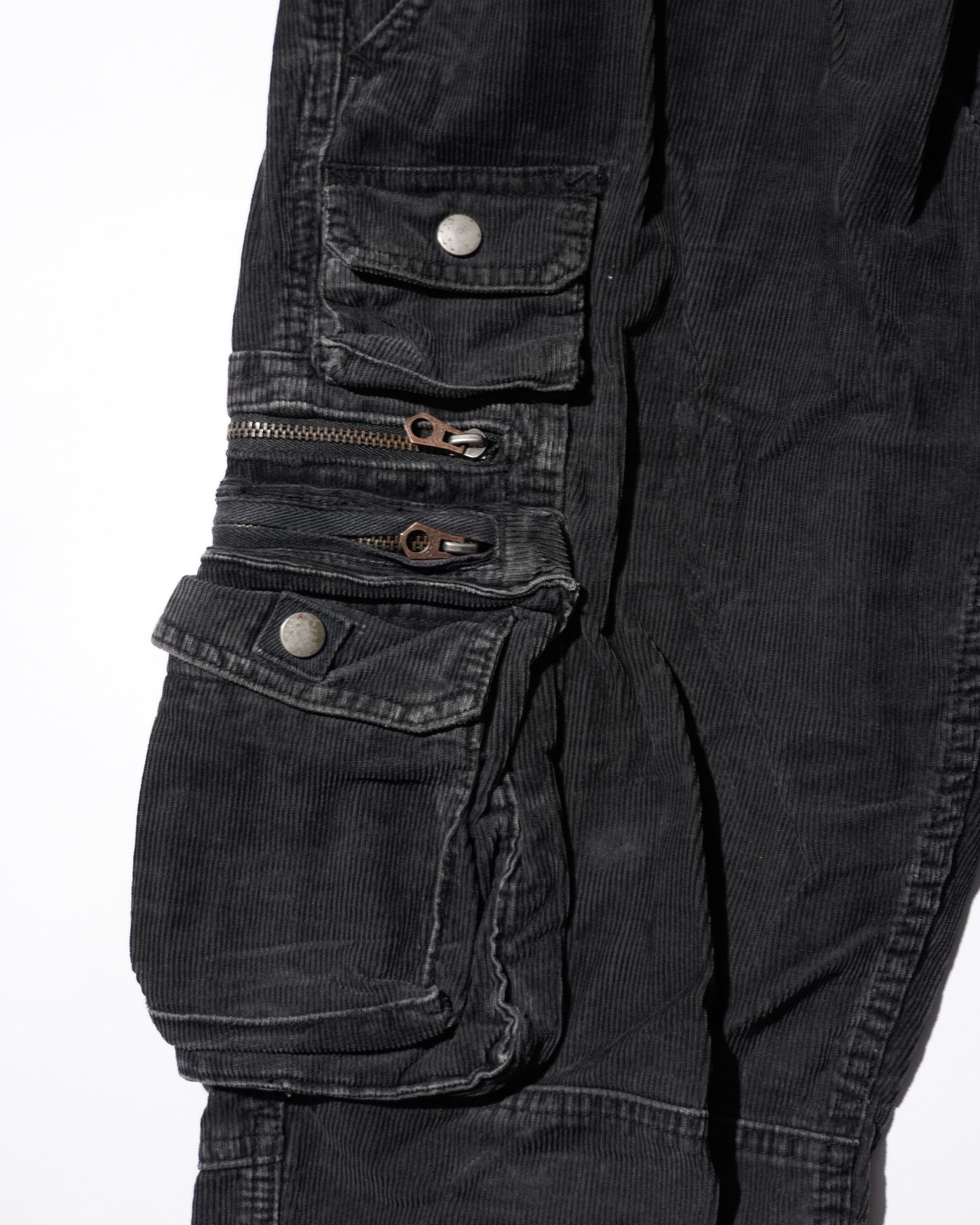 BLACK_04