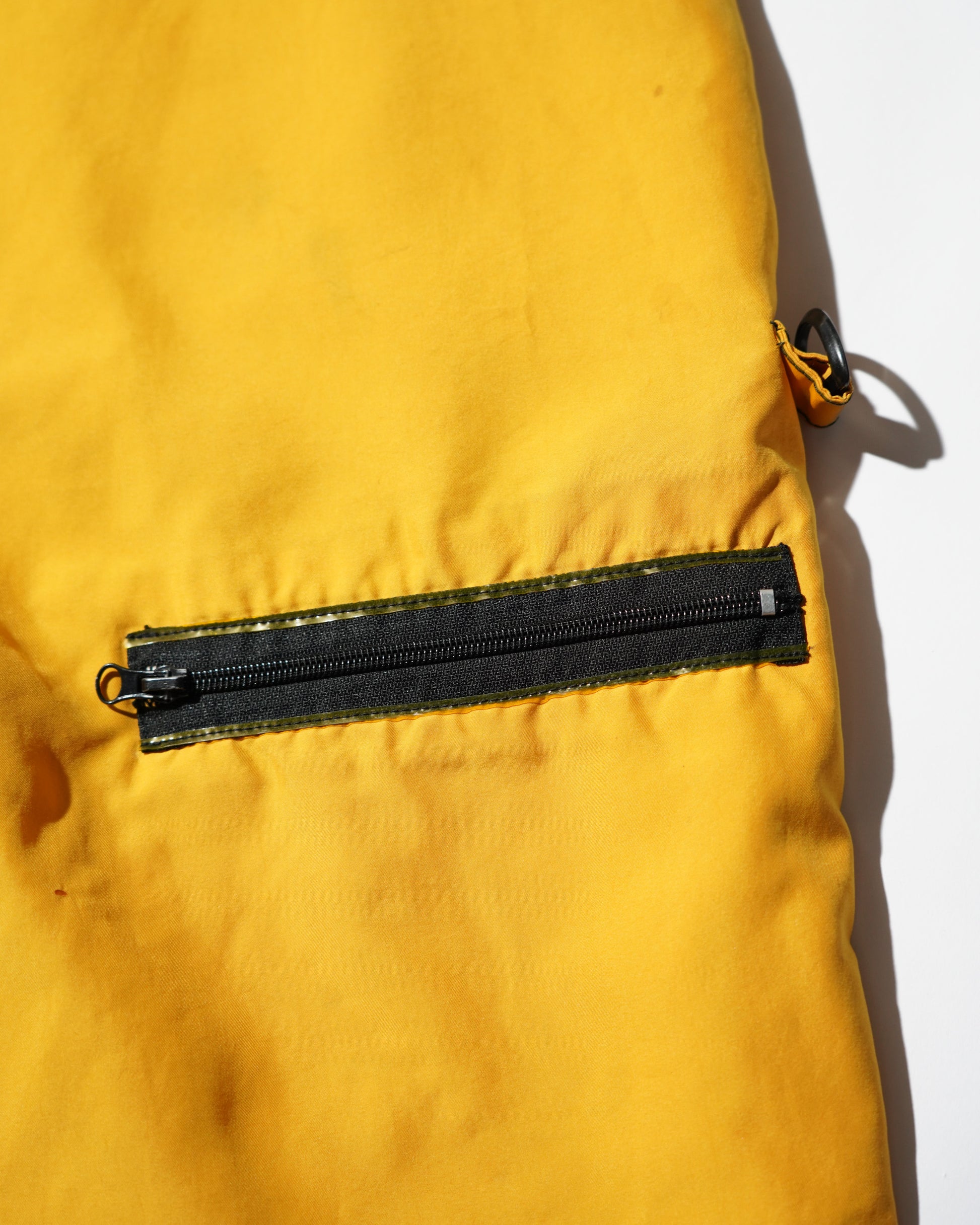 YELLOW_04