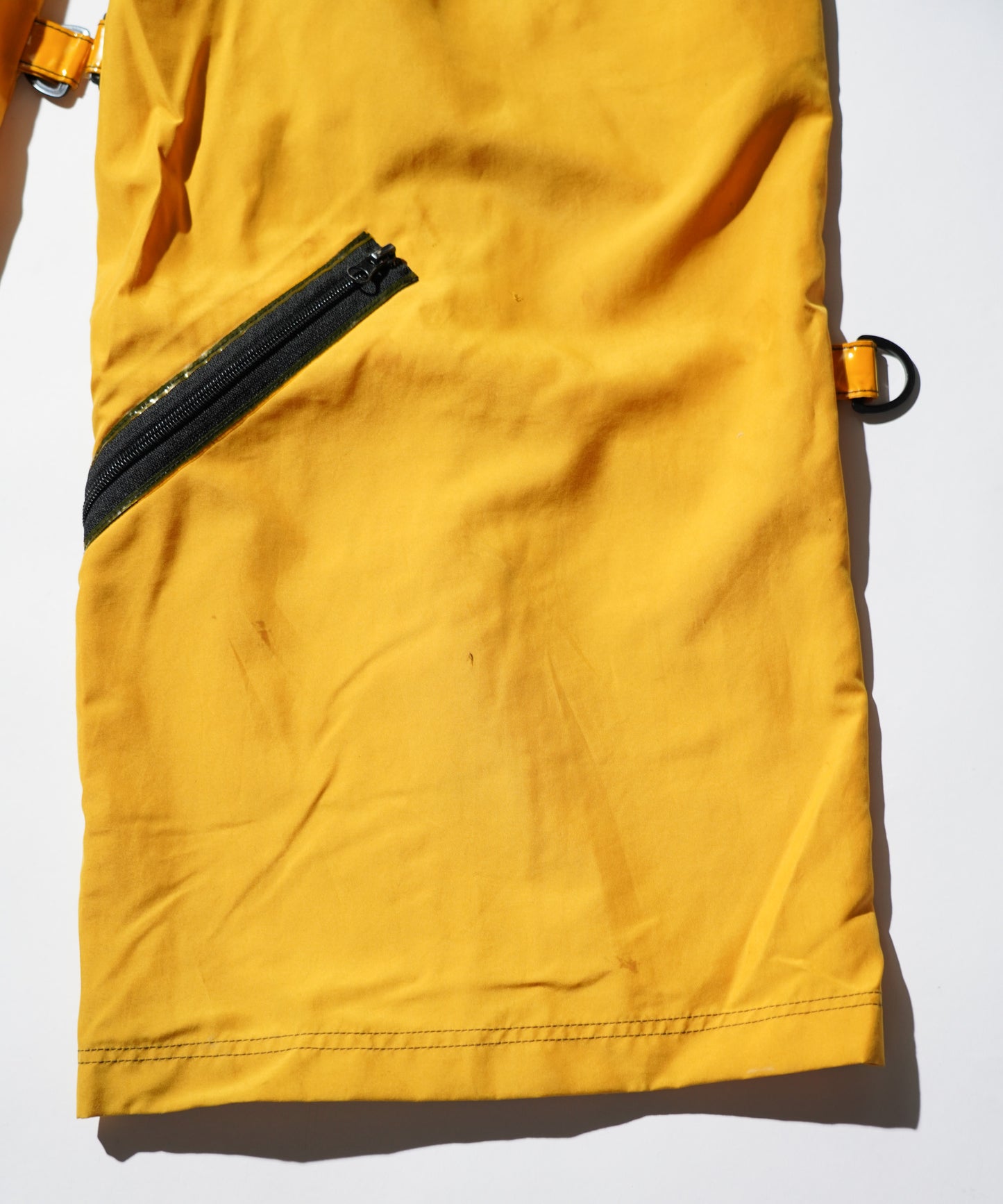 YELLOW_05