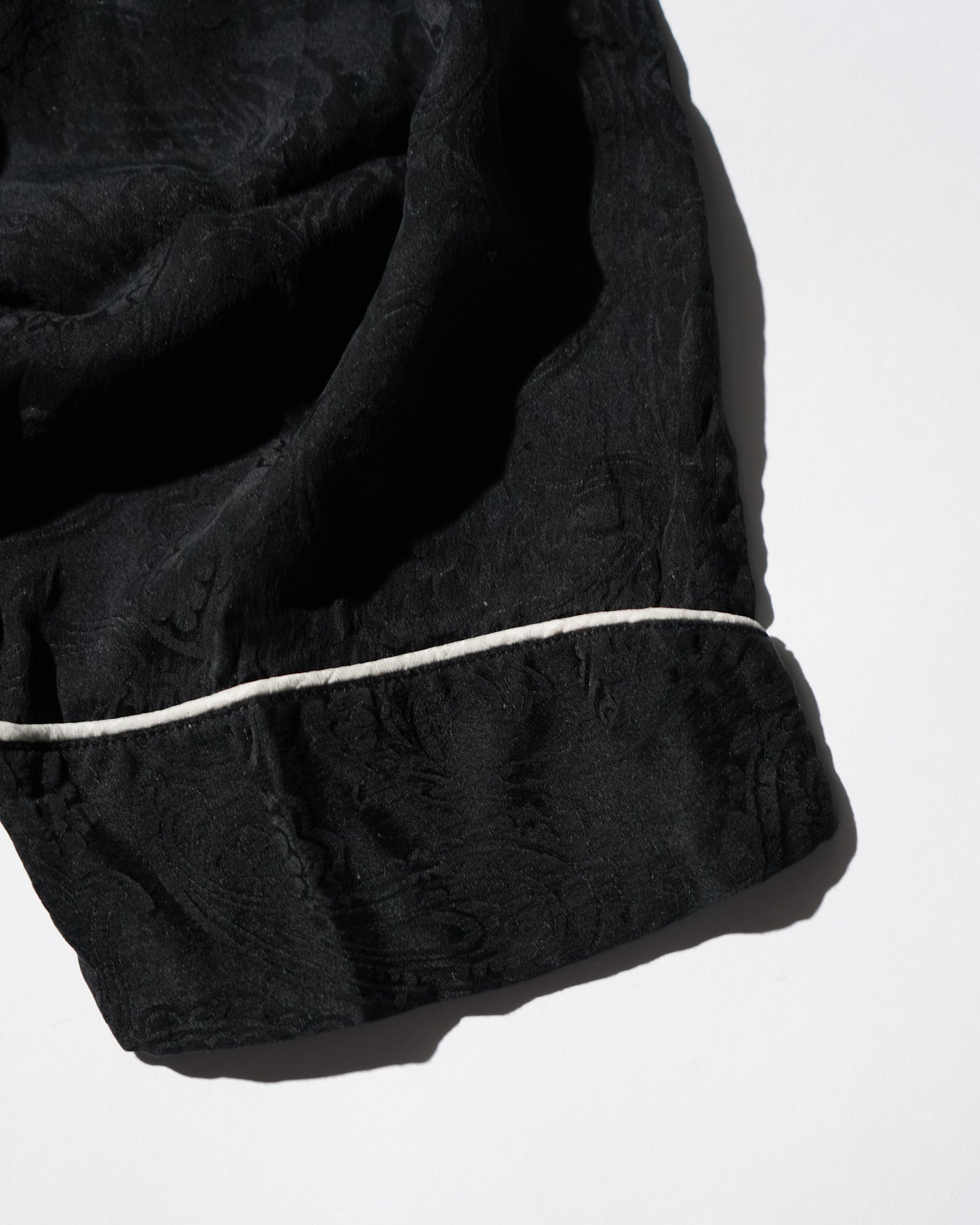 BLACK_06