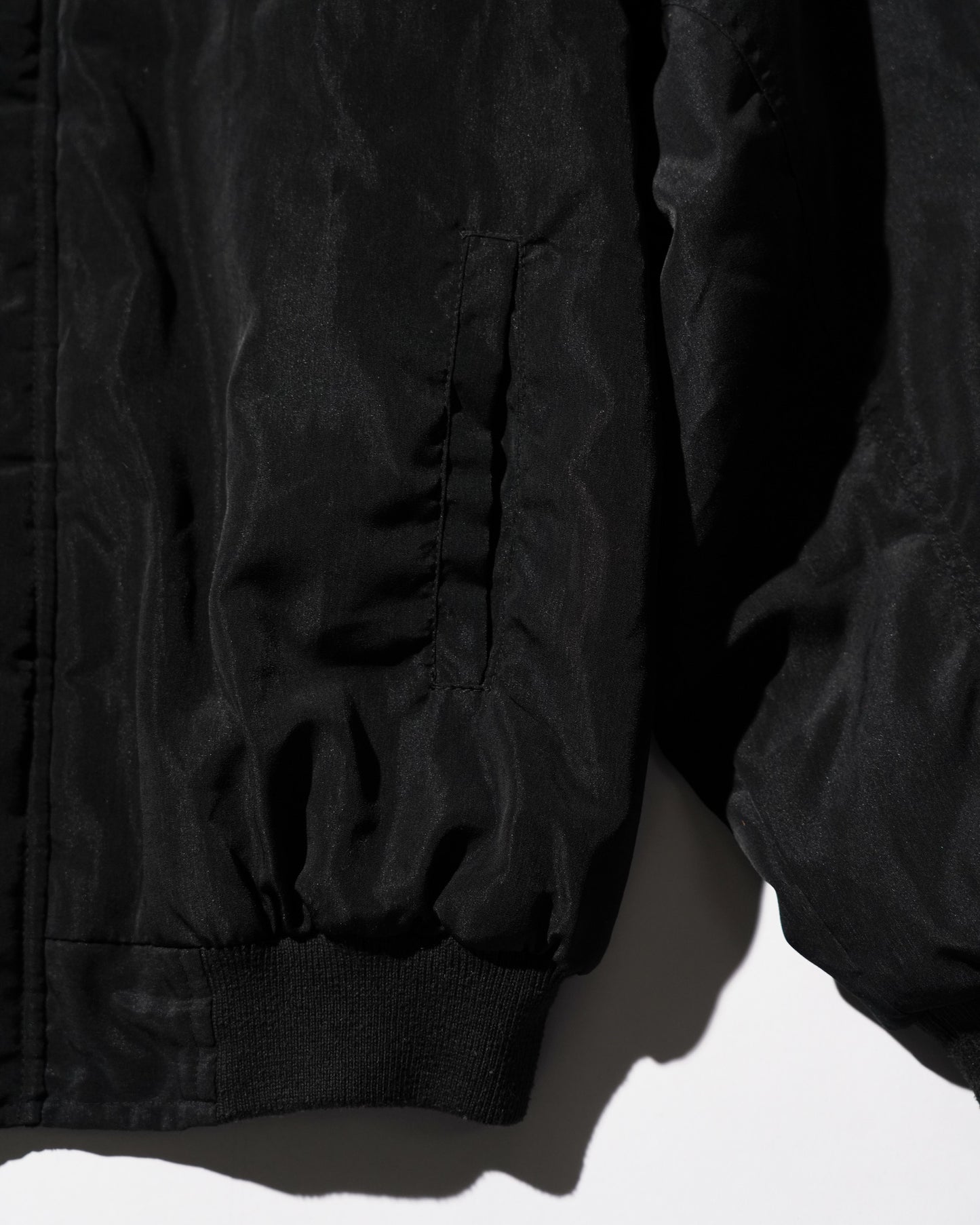 BLACK_05