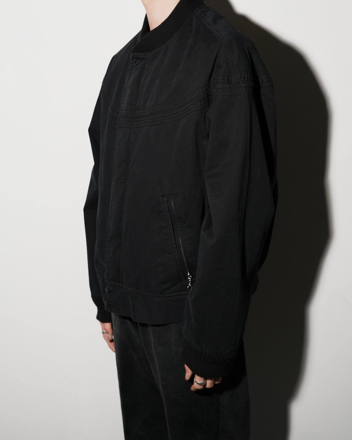 BLACK_04