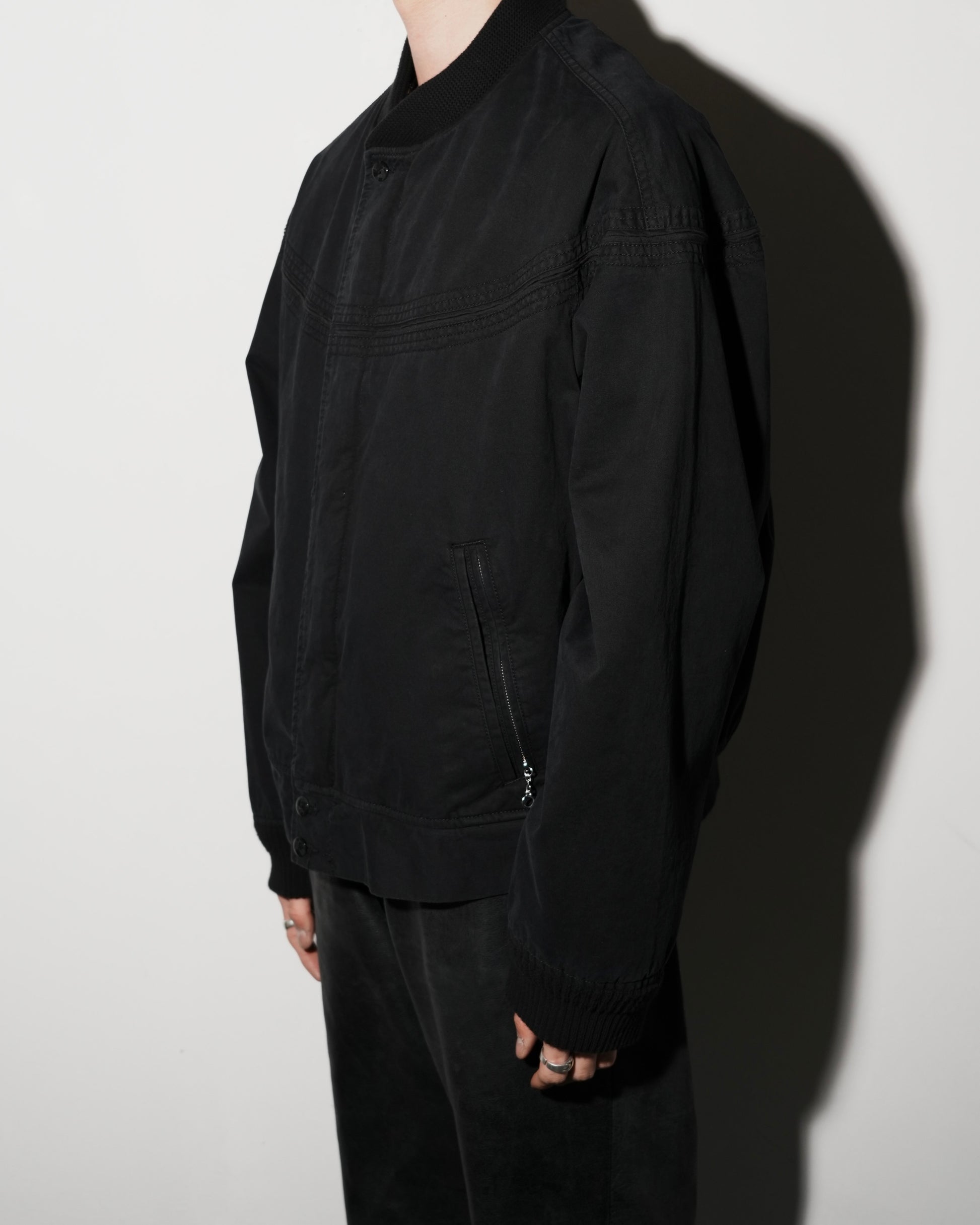 BLACK_04