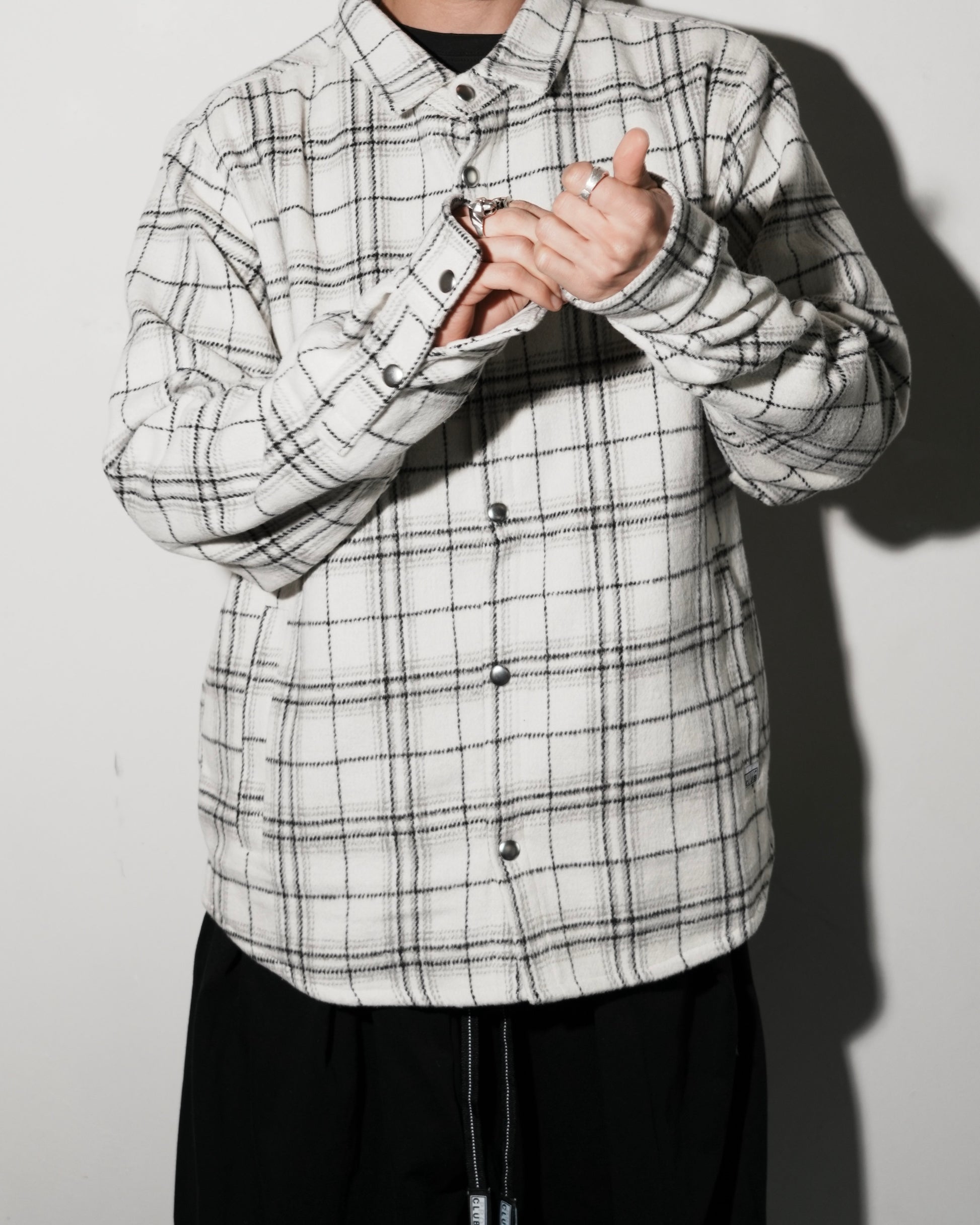 WHITE_PLAID_03