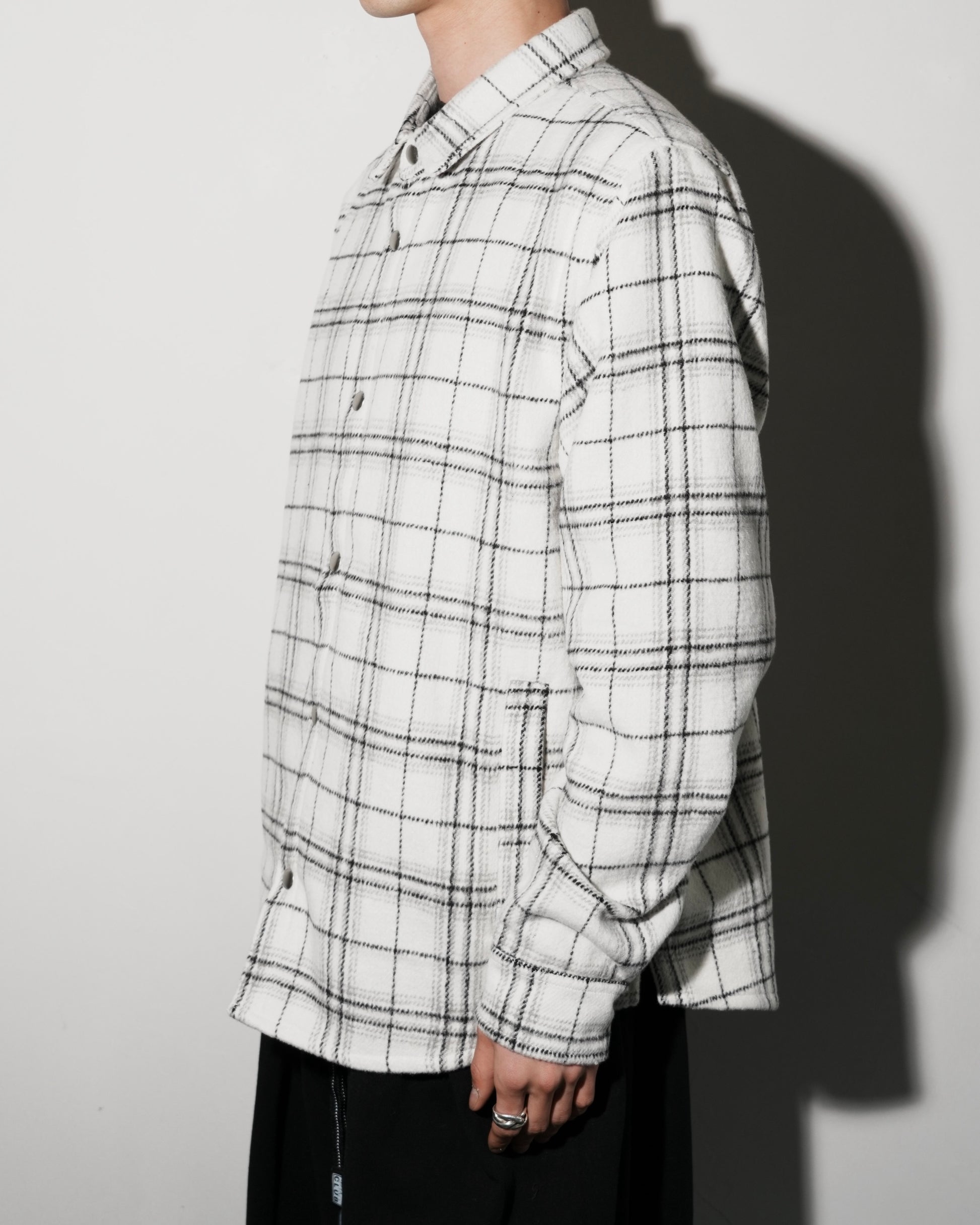 WHITE_PLAID_04