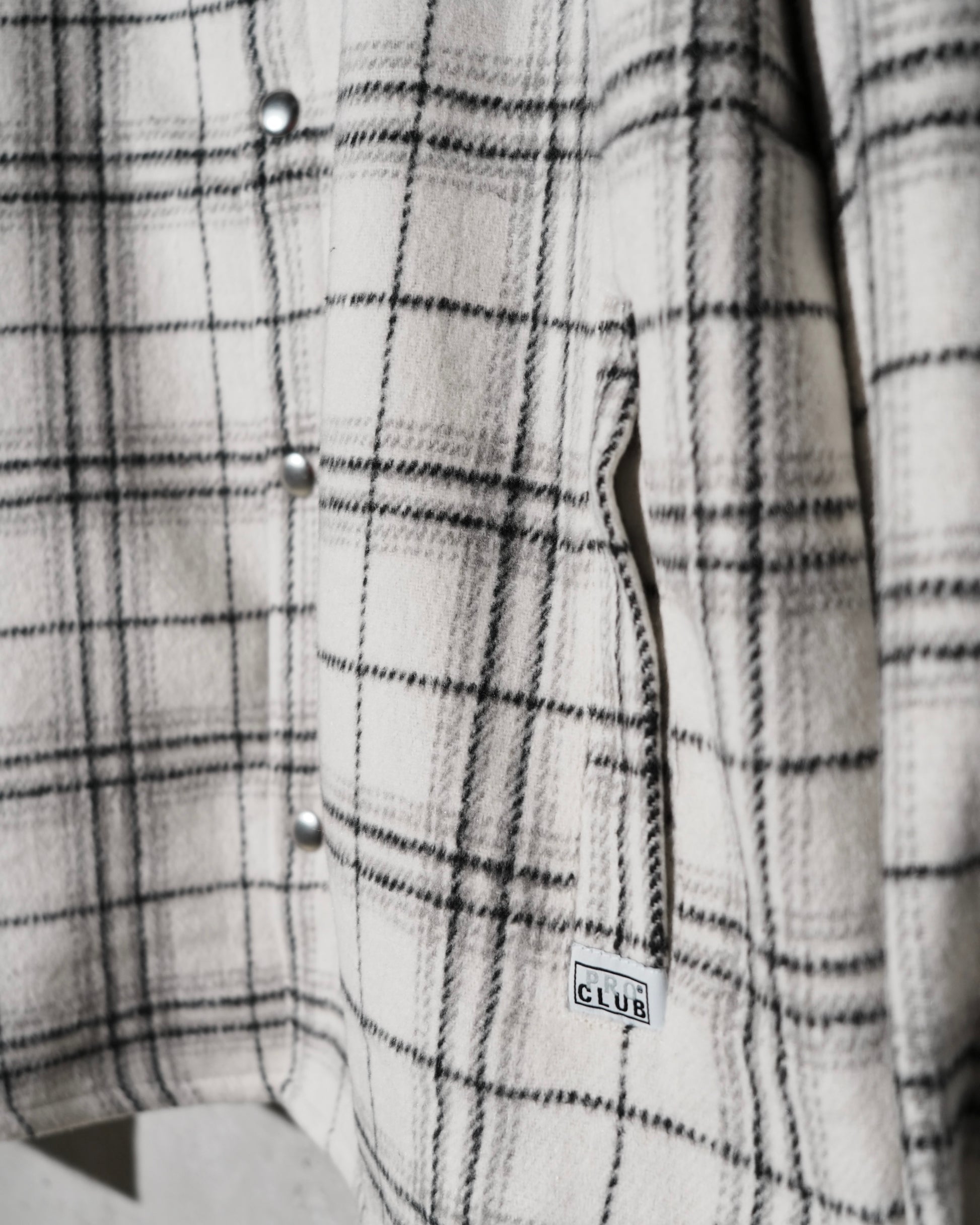 WHITE_PLAID_06