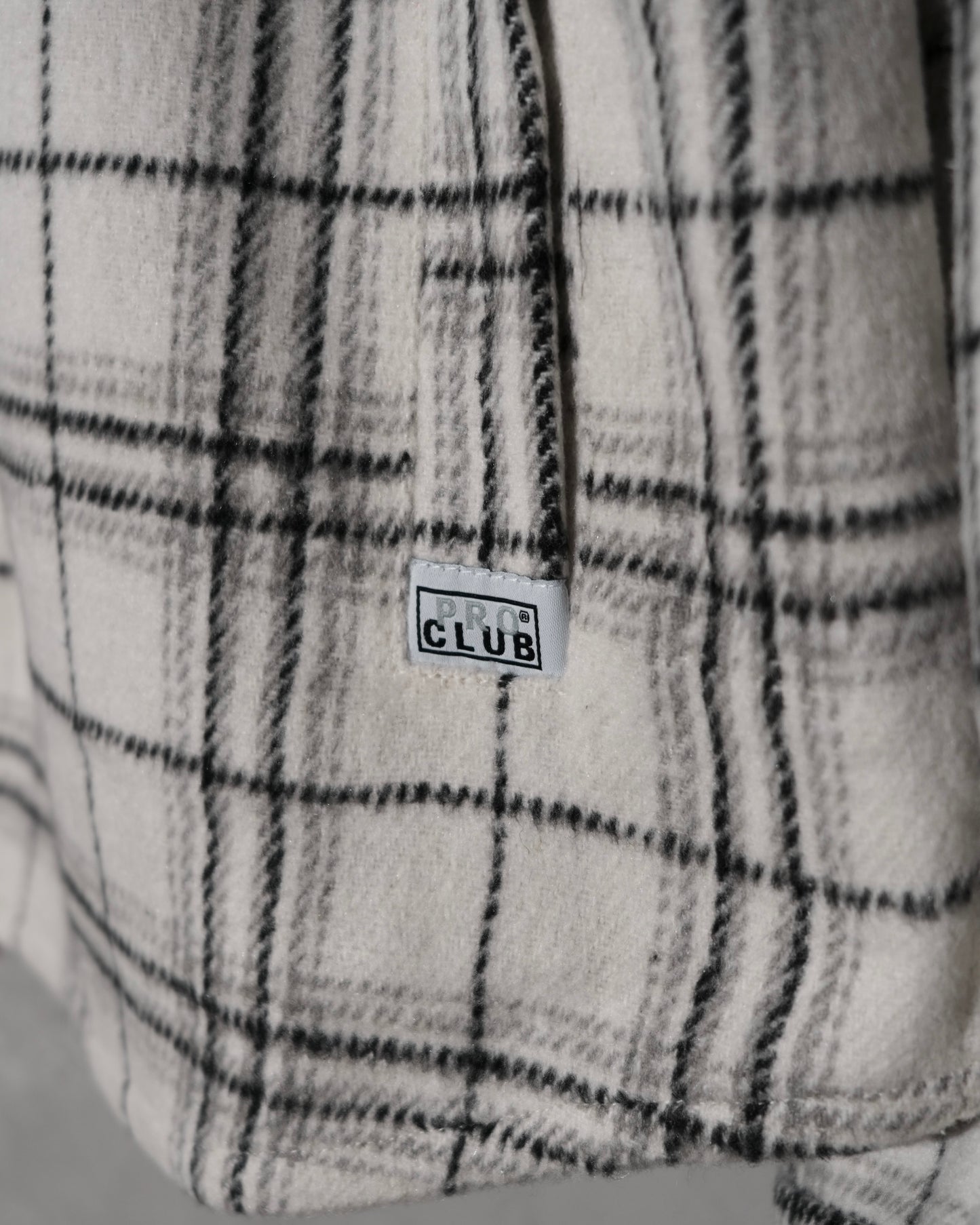 WHITE_PLAID_08