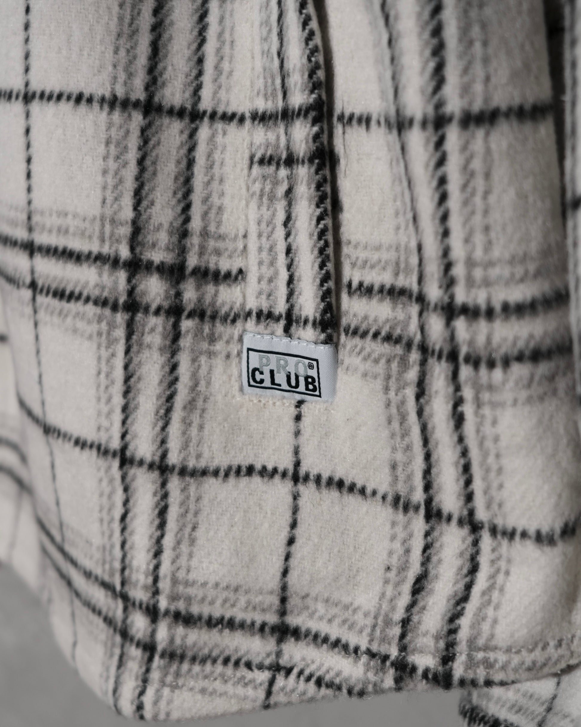 WHITE_PLAID_08