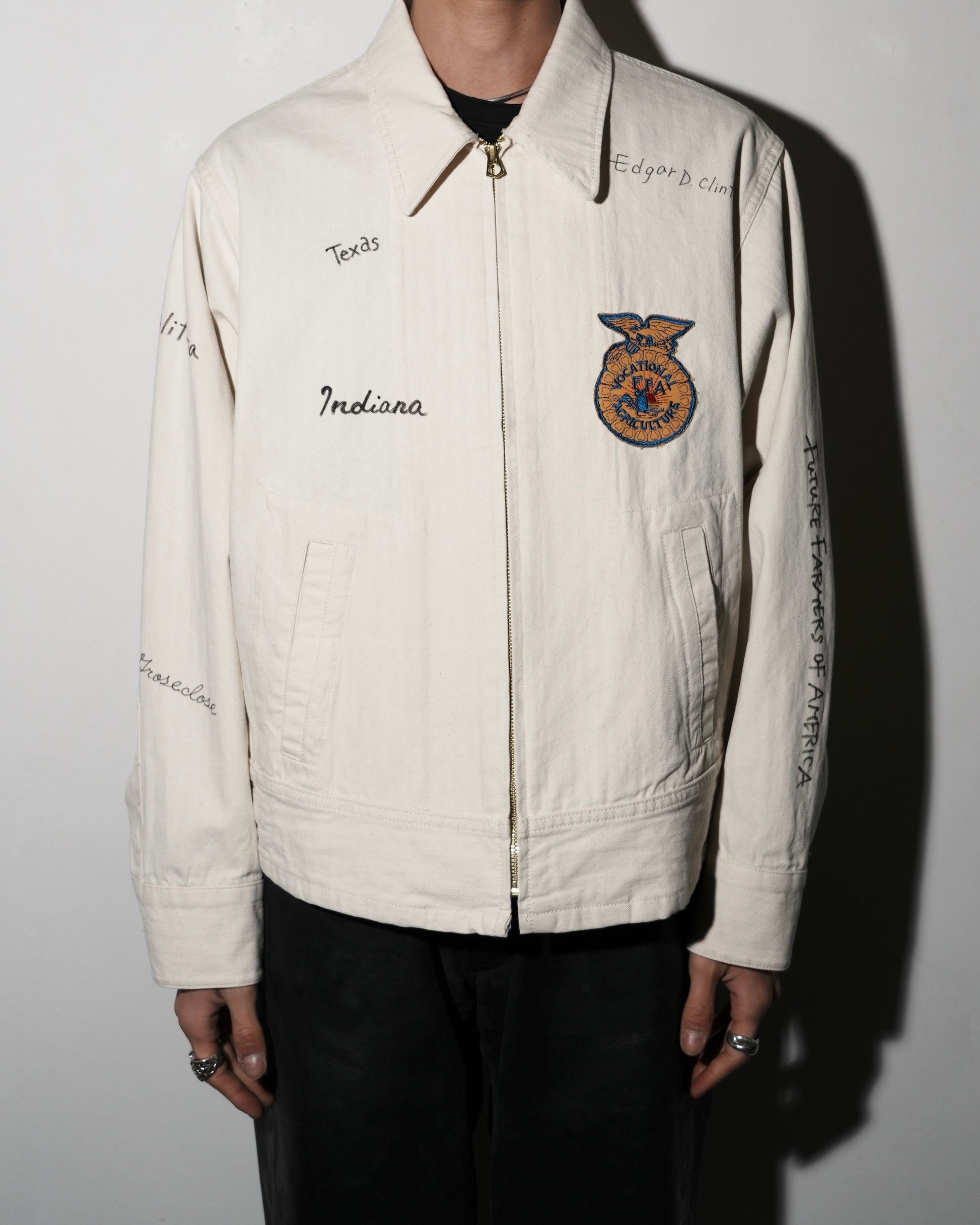 WHITE_03