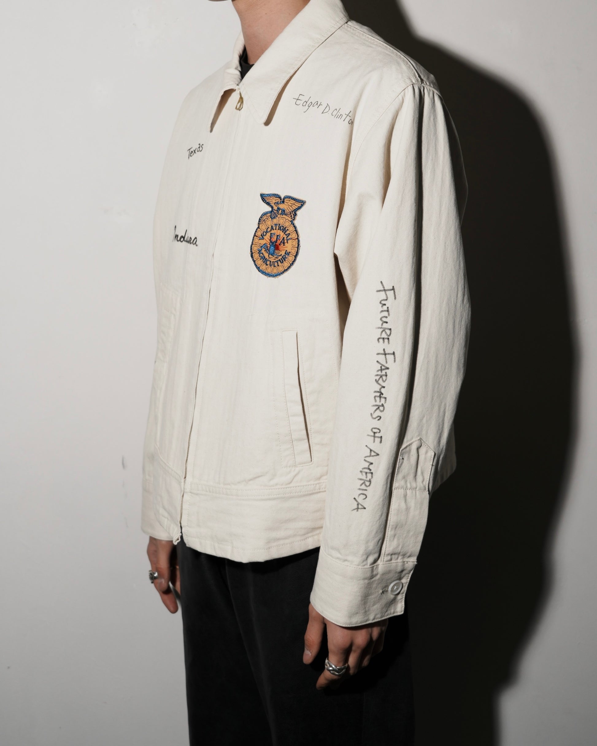 WHITE_04