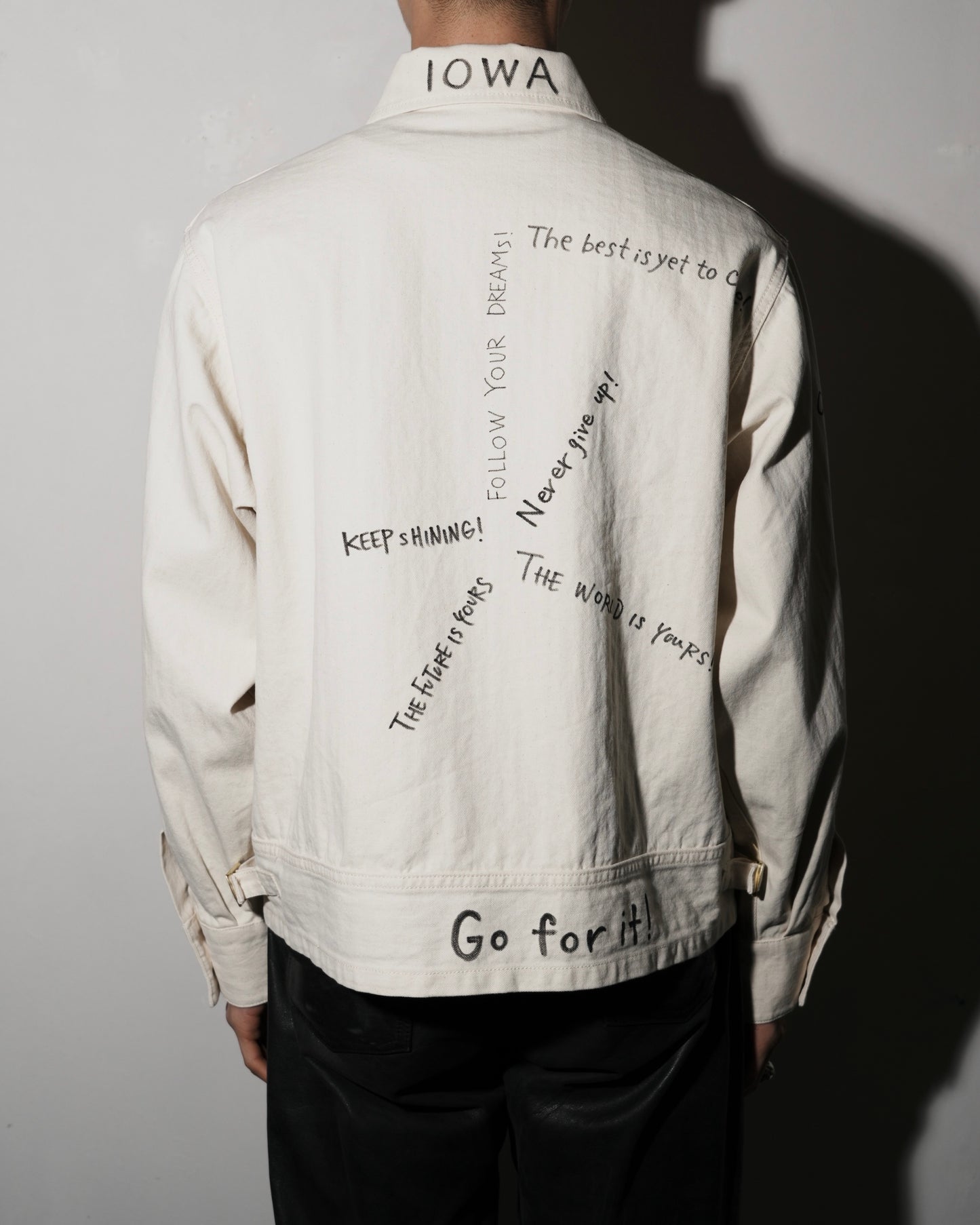 WHITE_05