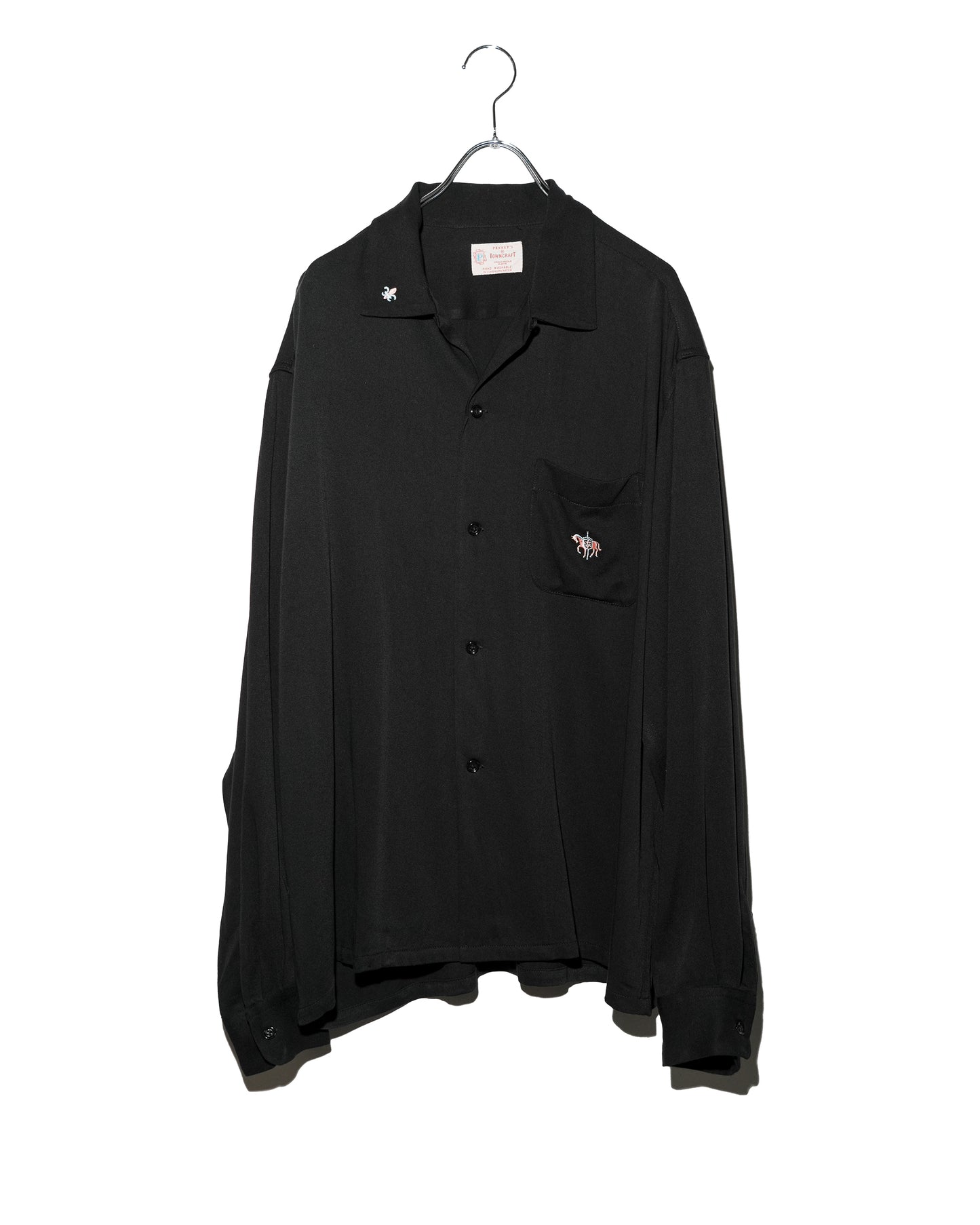 BLACK_01