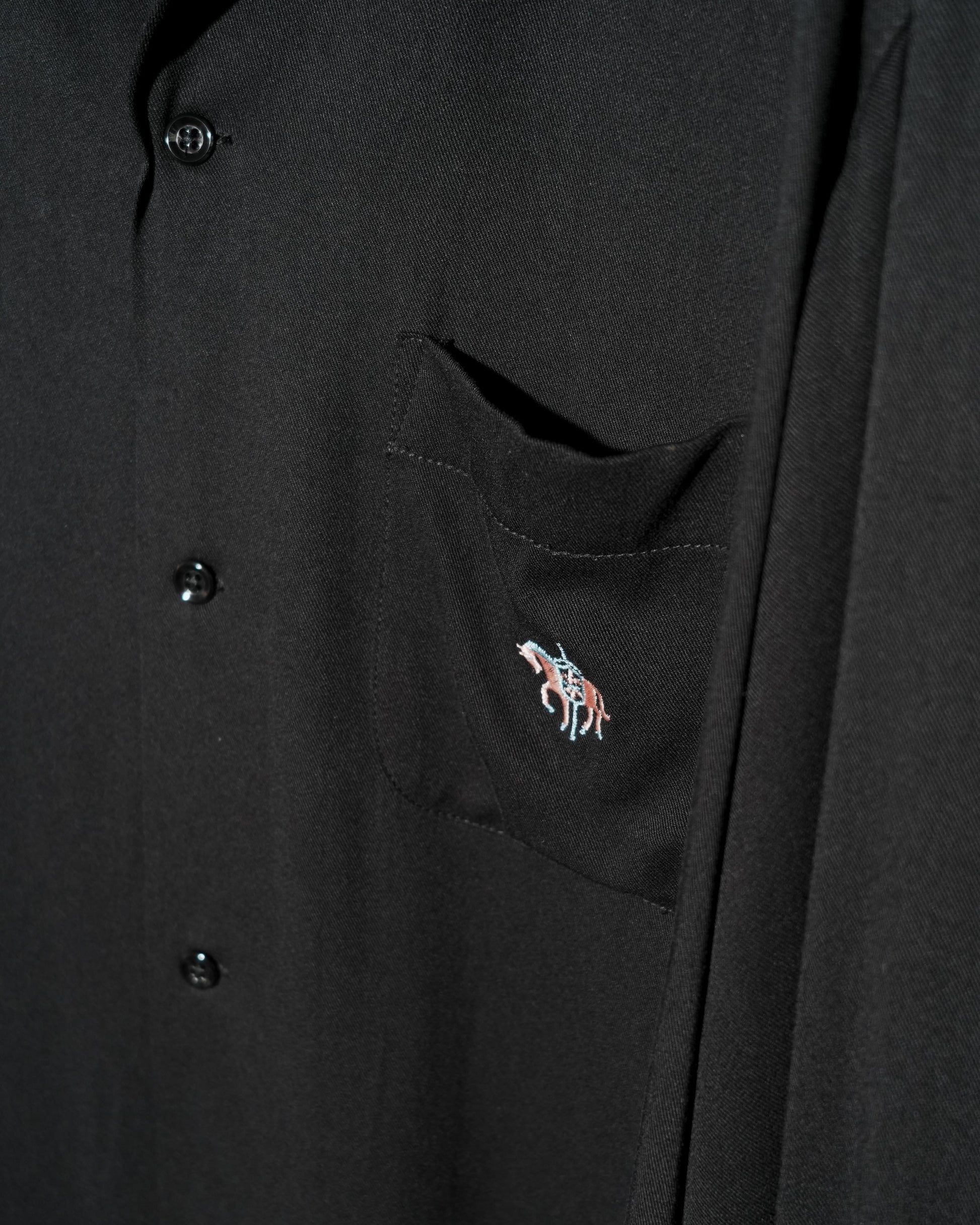 BLACK_05