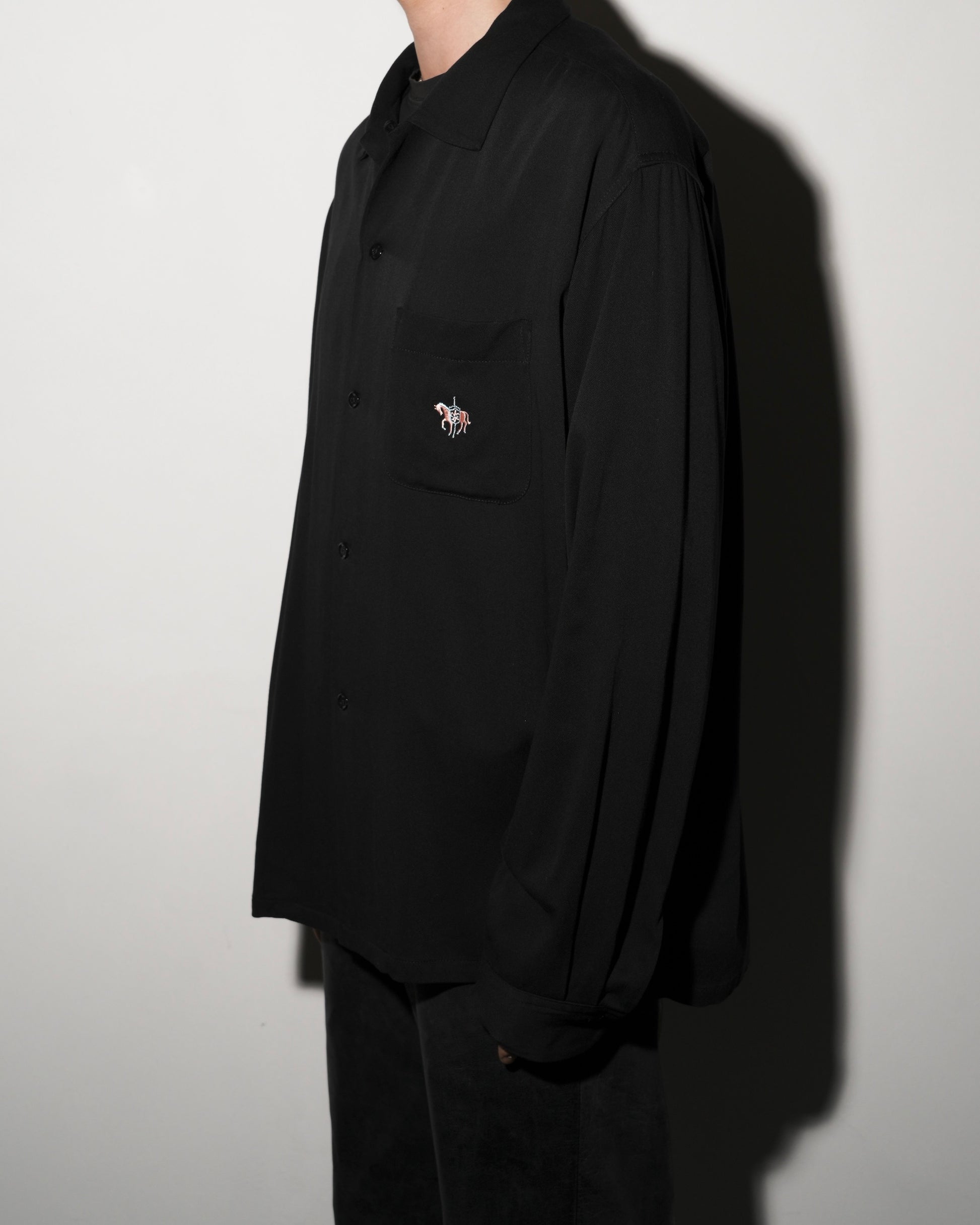 BLACK_03
